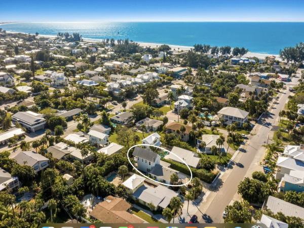 Anna Maria Island Vacation Pool Home Just Steps To Beach